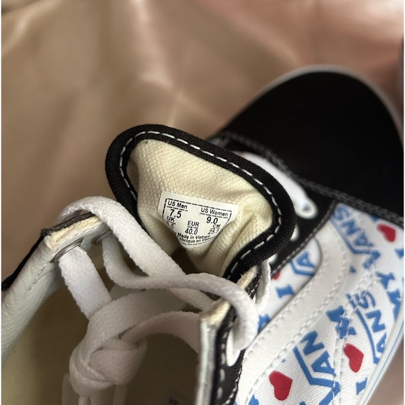 Vans shoes Unisex size UsM6.5/W8 Eu38.5 Brand New - Picture 8 of 11